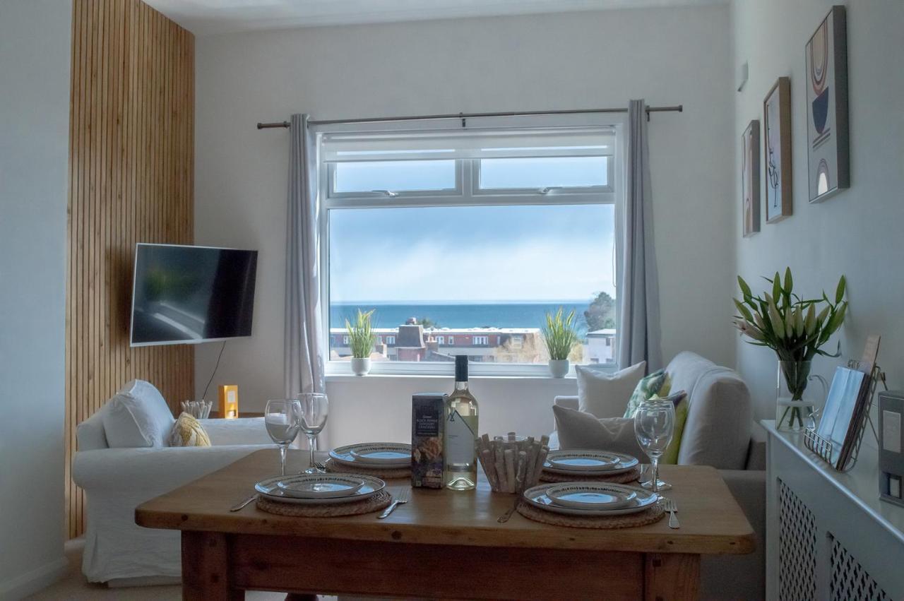 Bed& Boujee With Sea Views Apartment Torquay Exterior photo